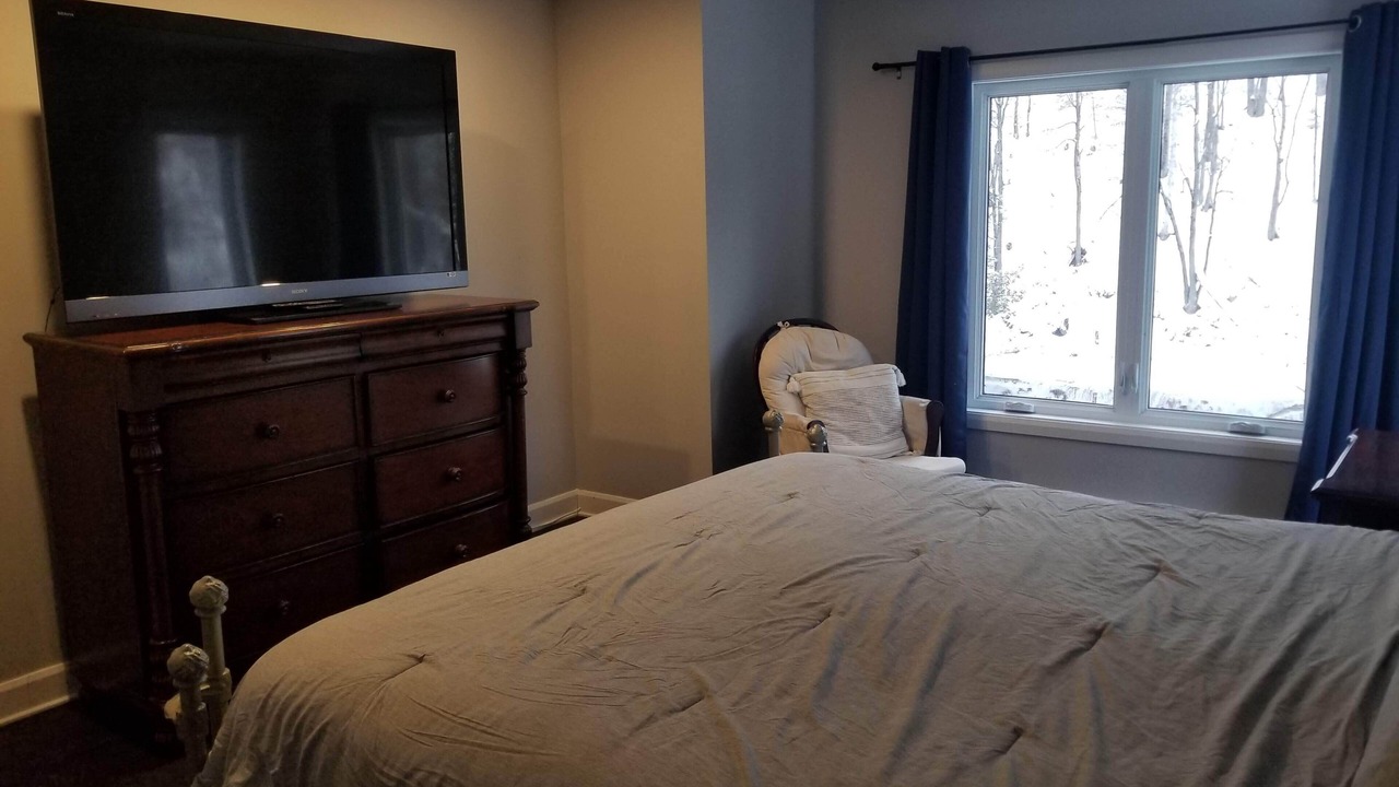 Photo of Bedroom in Duhamel