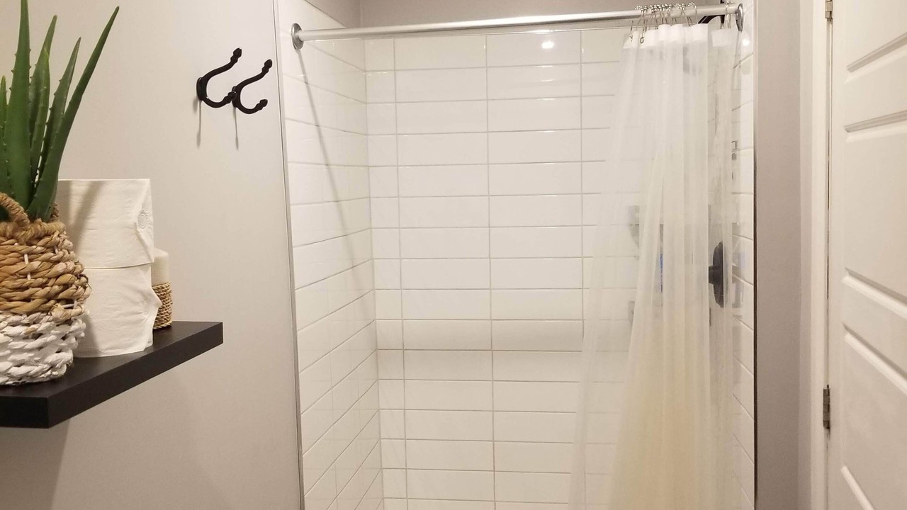 Photo of Bathroom in Duhamel