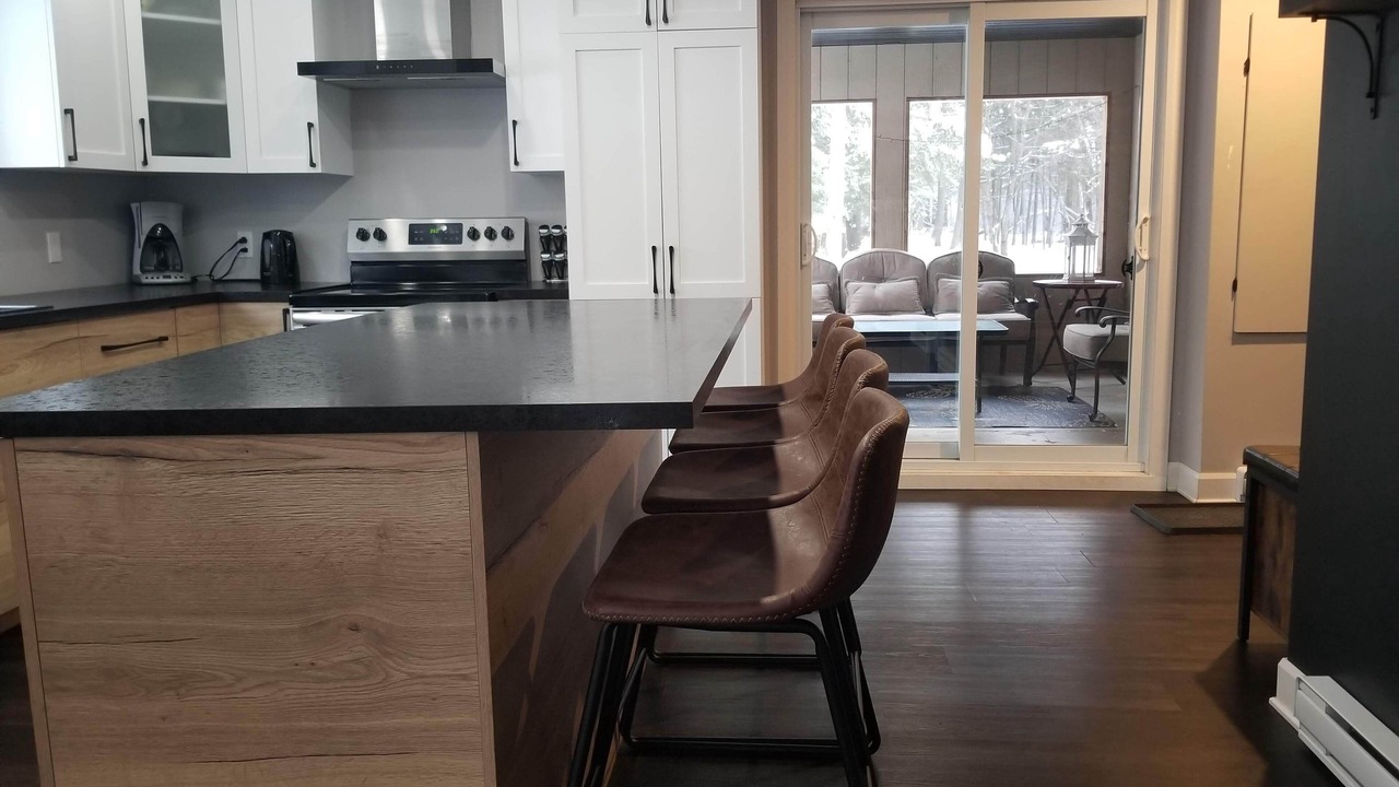 Photo of Kitchen in Duhamel
