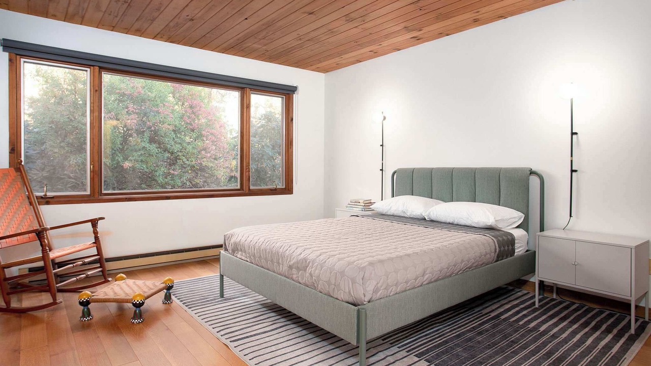 Photo of Bedroom in Monterey