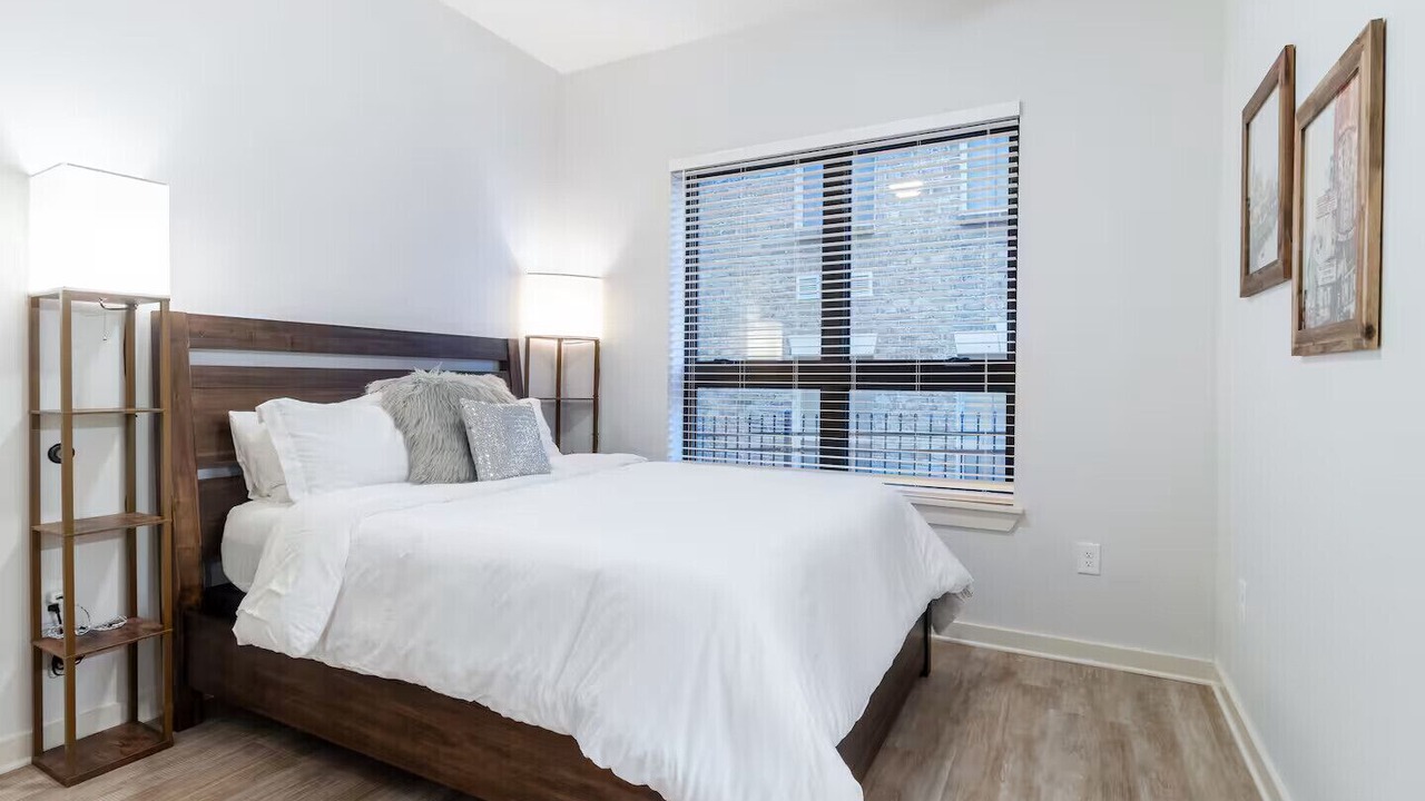 Photo of Bedroom in Music Row