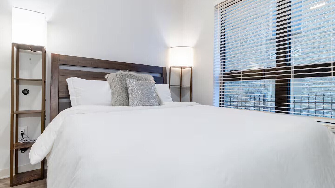 Photo of Bedroom in Music Row