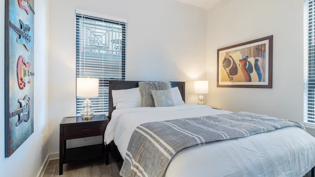 Photo of Bedroom in Music Row