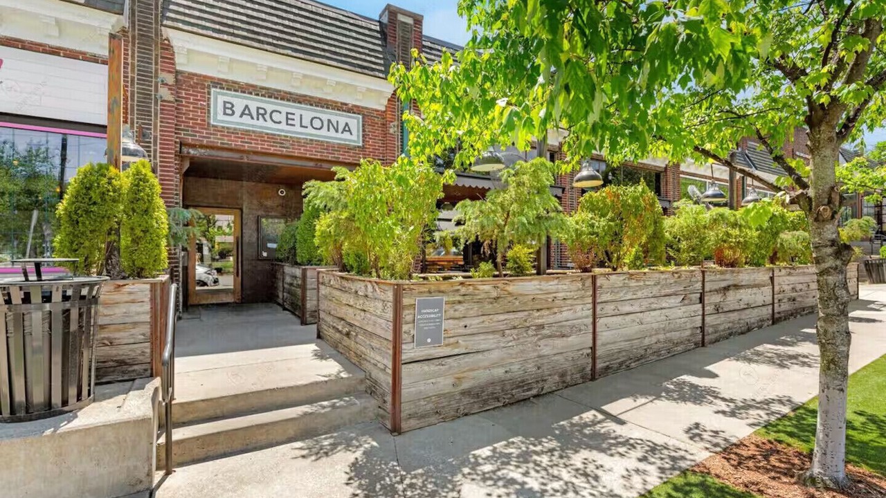 Photo of Outdoor in Music Row