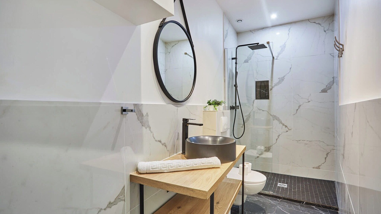 Photo of Bathroom in Arsenal