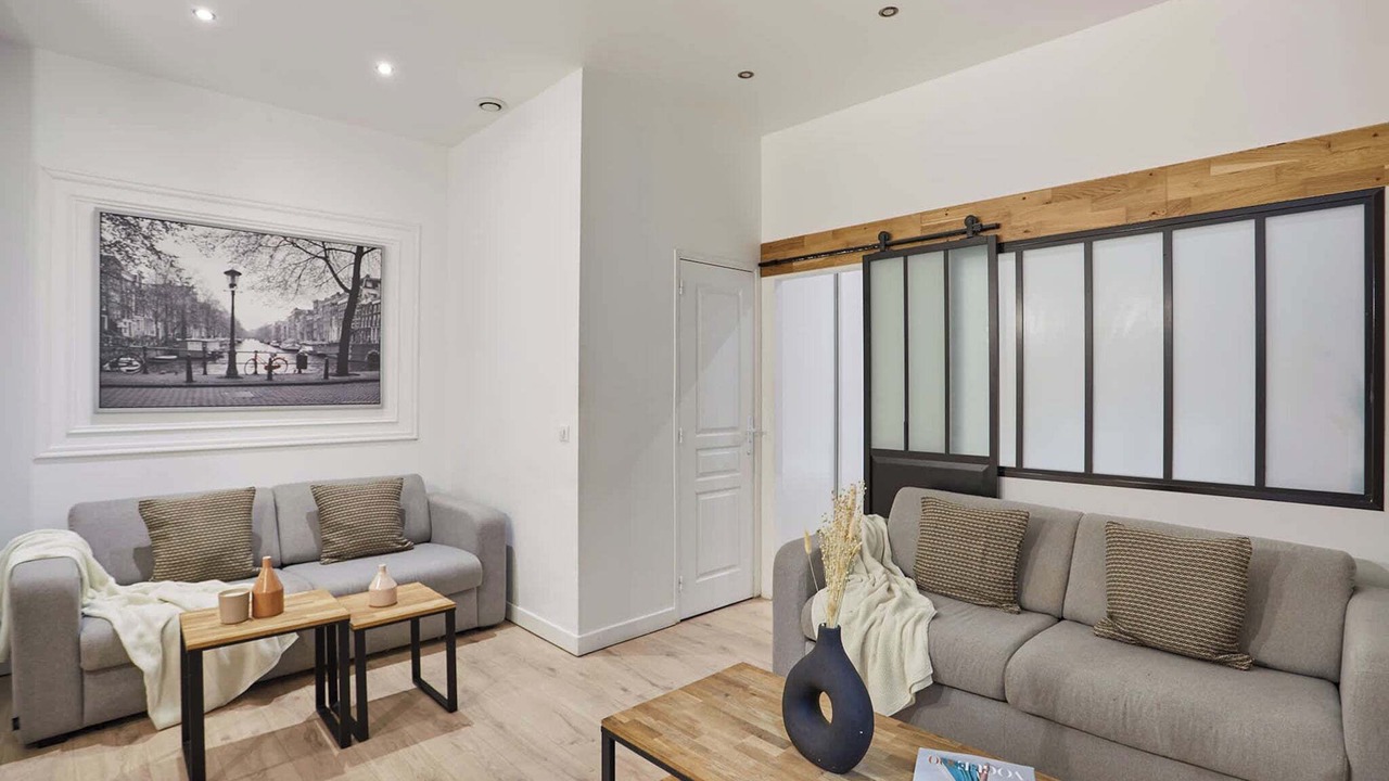 Photo of Livingroom in Porte-Saint-Martin