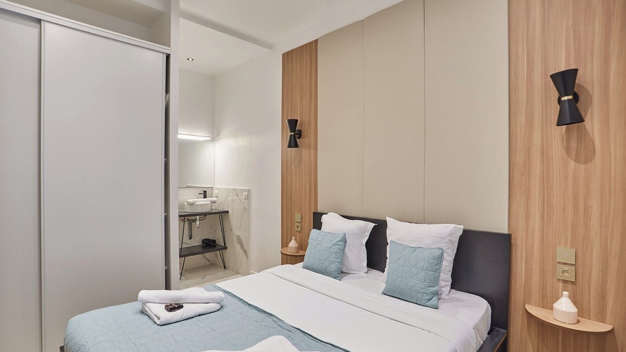 Photo of Bedroom in Porte-Saint-Martin
