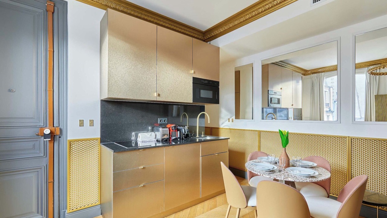 Photo of Kitchen in 8th Arrondissement