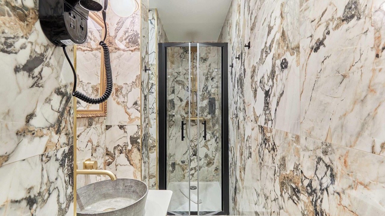 Photo of Bathroom in 8th Arrondissement