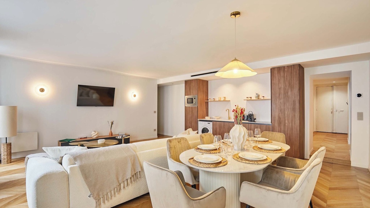 Photo of Others in Chaussee-d'Antin