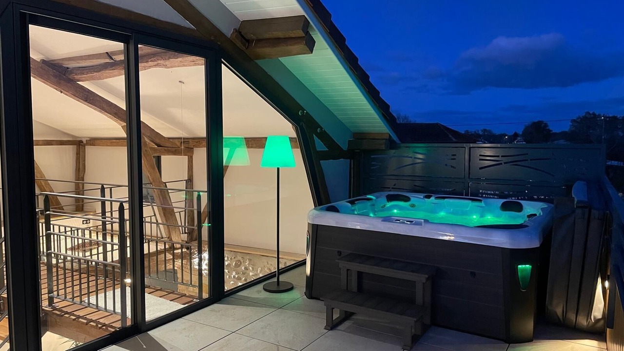 Photo of Patio Balcony in Villeneuve-Lecussan