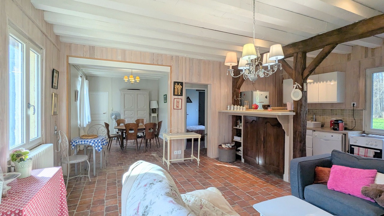 Photo of Livingroom in Mers-sur-Indre