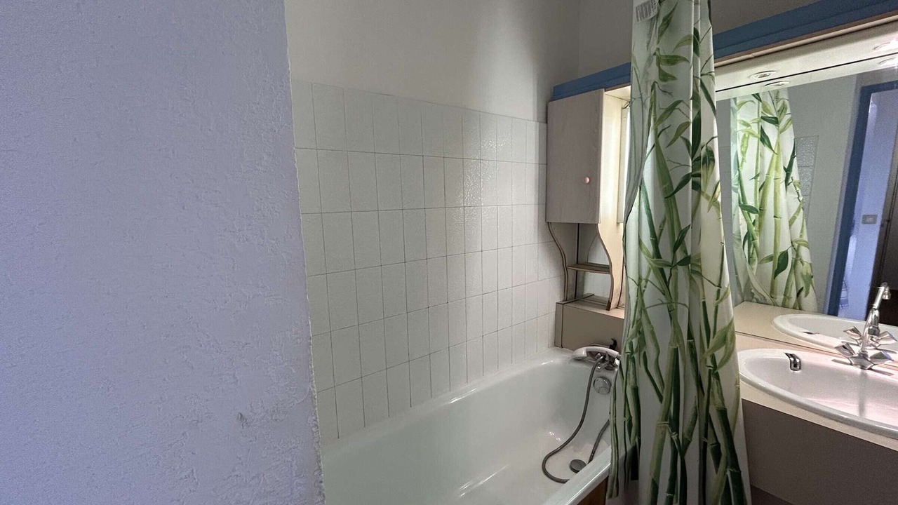 Photo of Bathroom in Le Grau-Du-Roi