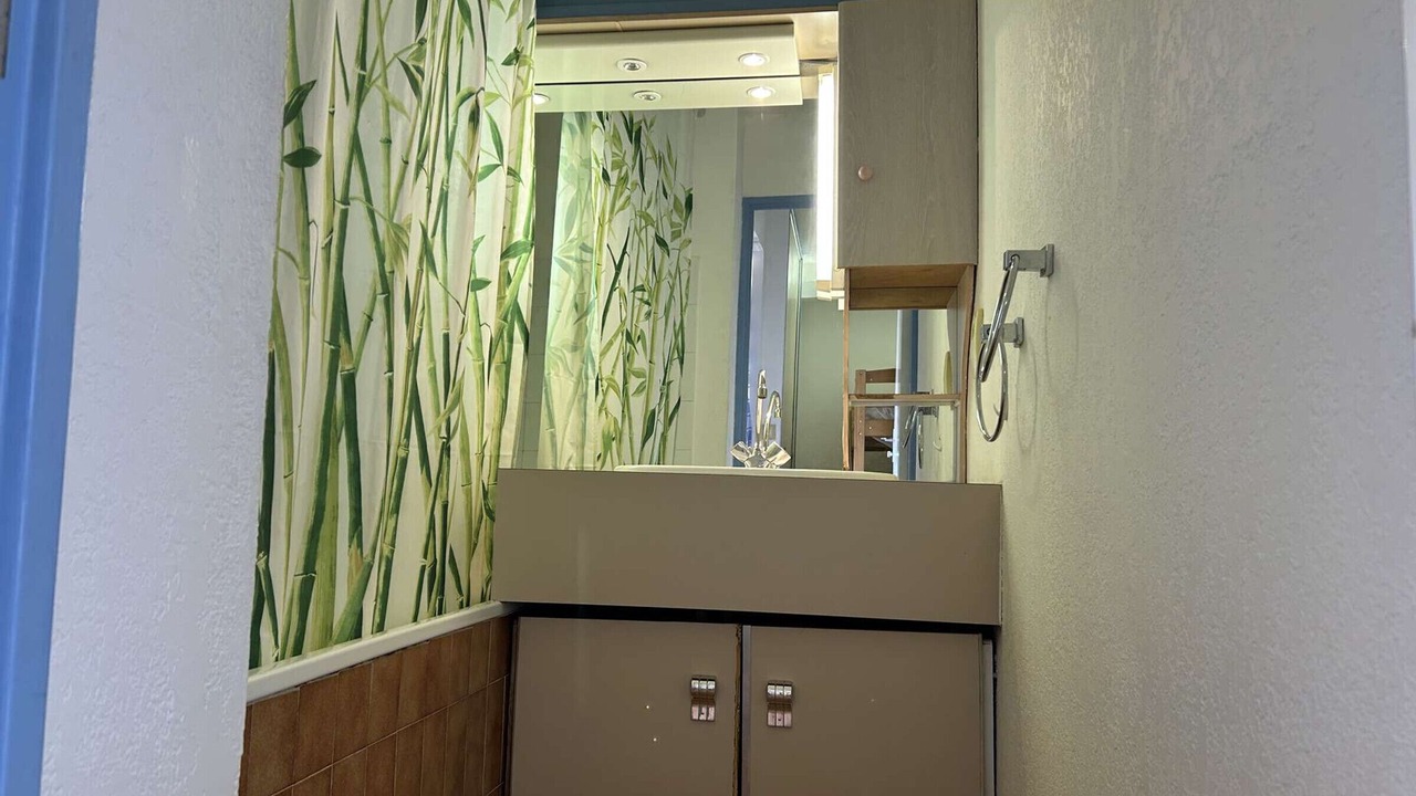 Photo of Bathroom in Le Grau-Du-Roi