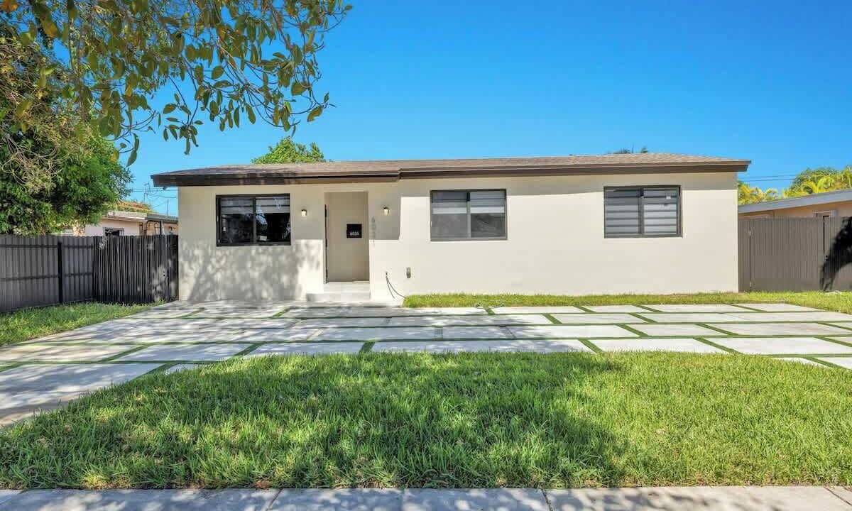 Photo of Outdoor in Coral Terrace