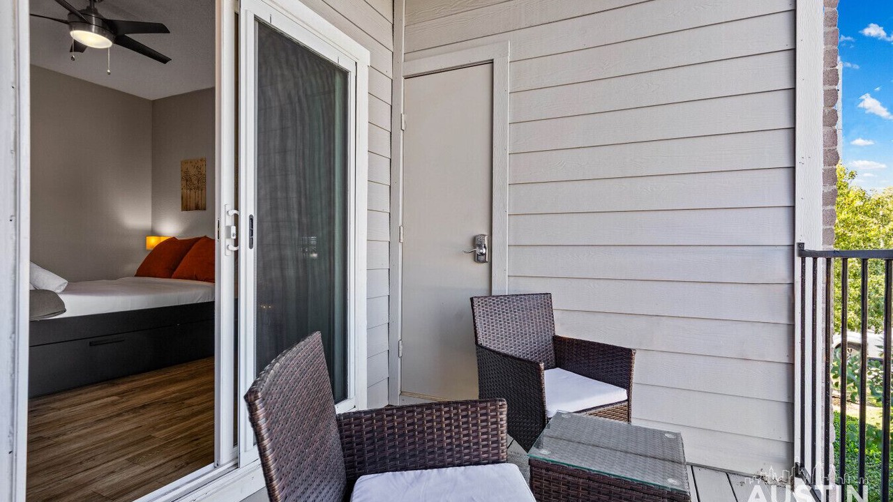 Photo of Patio Balcony in Village At Walnut Creek