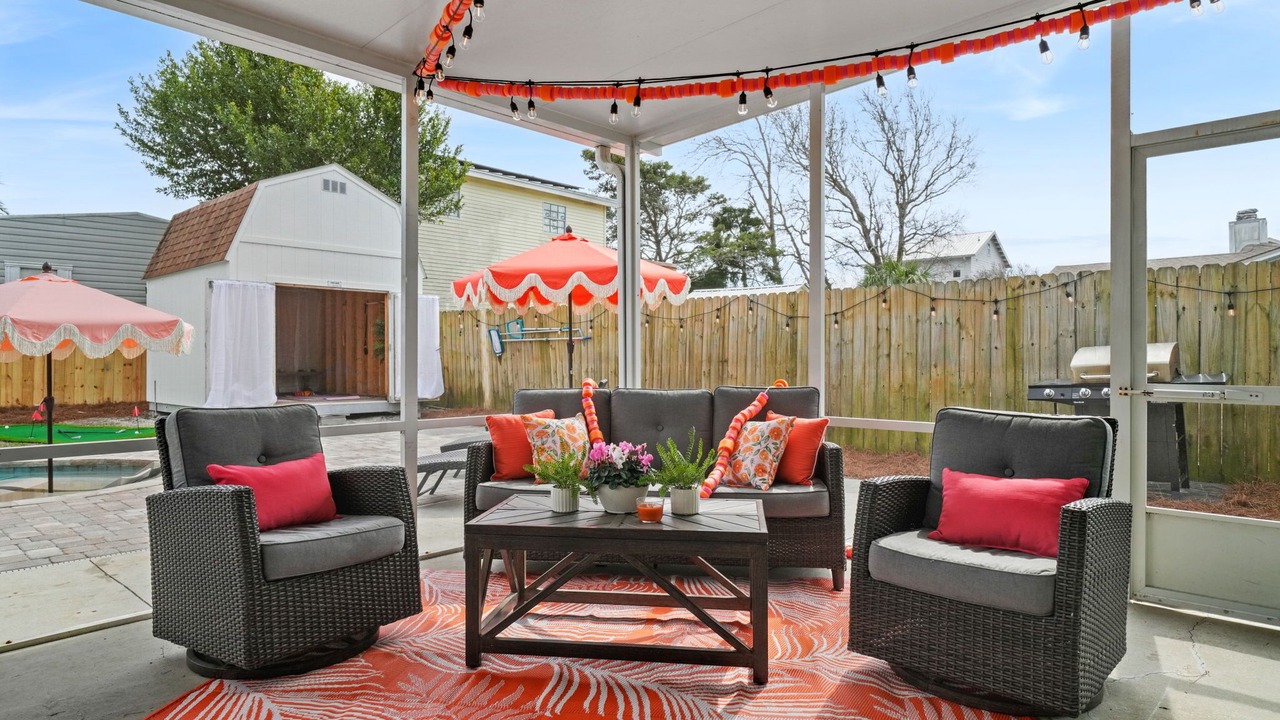 Photo of Patio Balcony in Kiska Beach