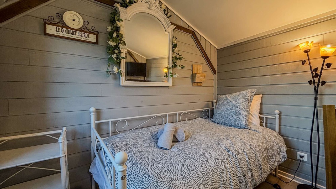 Photo of Bedroom in Auguaise