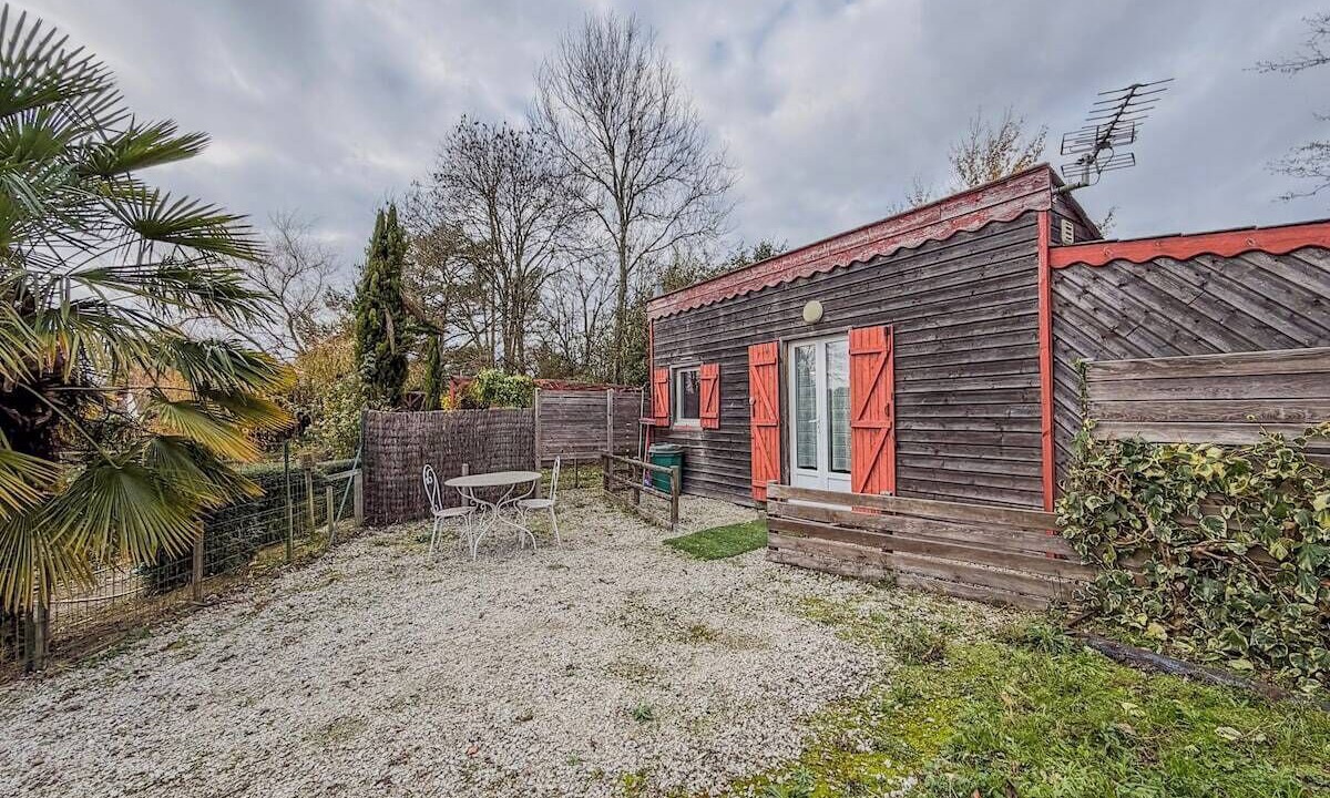 Photo of Outdoor in Auguaise