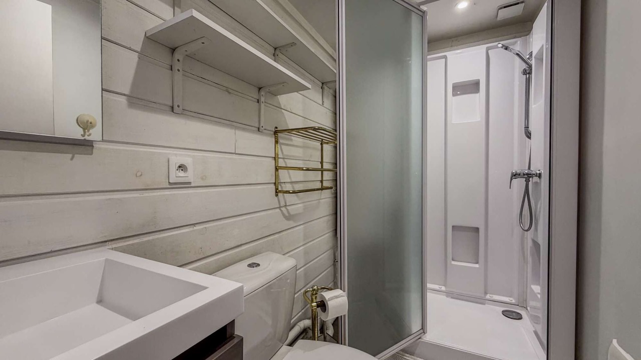 Photo of Bathroom in Auguaise