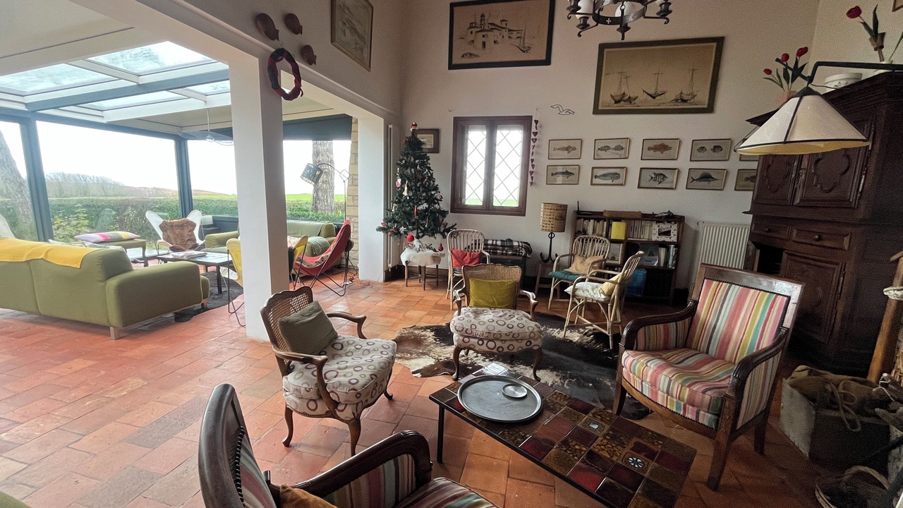 Photo of Livingroom in Le Planet