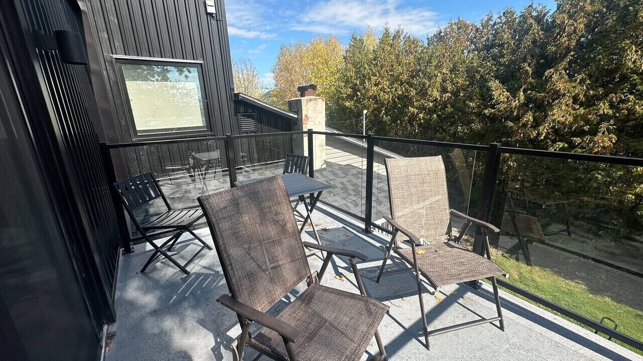 Photo of Patio Balcony in Notre-Dame-de-Bonsecours