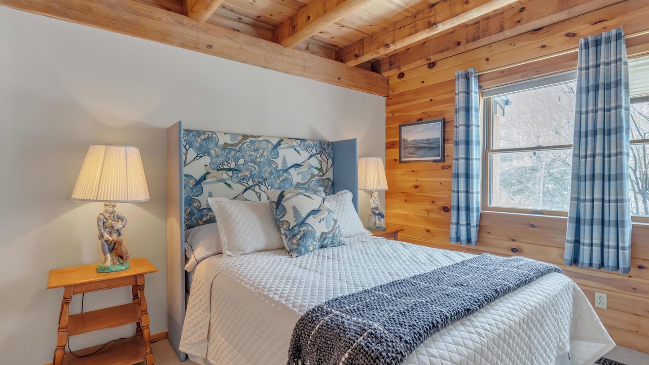 Photo of Bedroom in Town of Torrey
