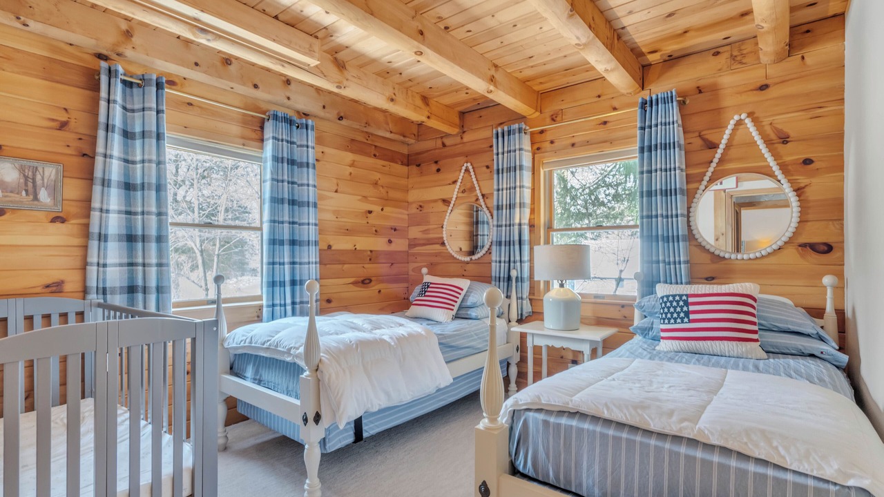 Photo of Bedroom in Town of Torrey