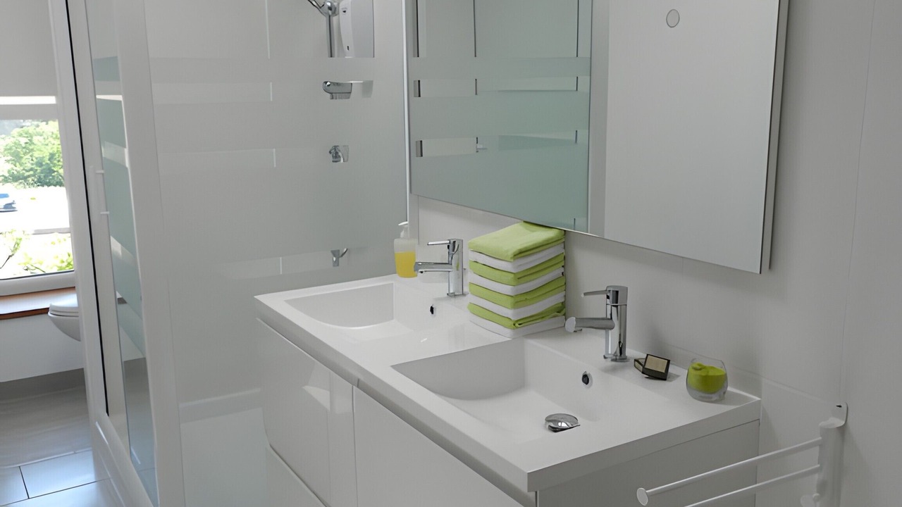 Photo of Bathroom in Riols