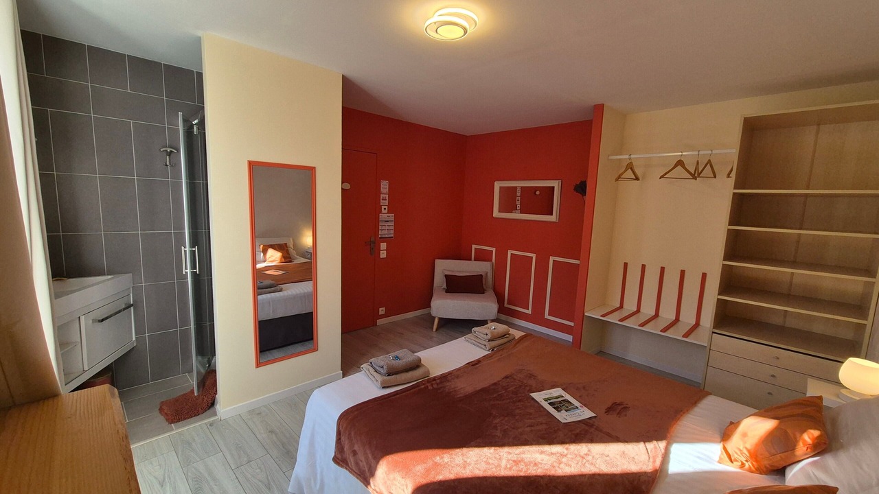 Photo of Bedroom in Riols