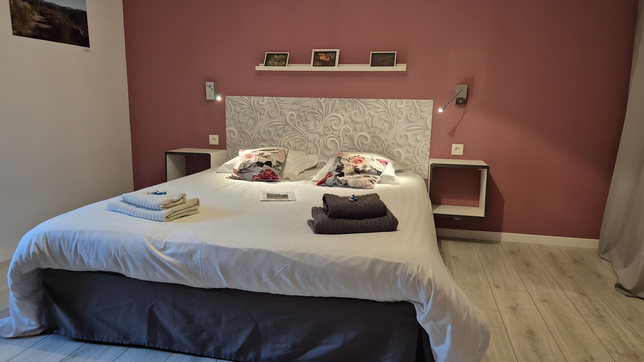 Photo of Bedroom in Riols
