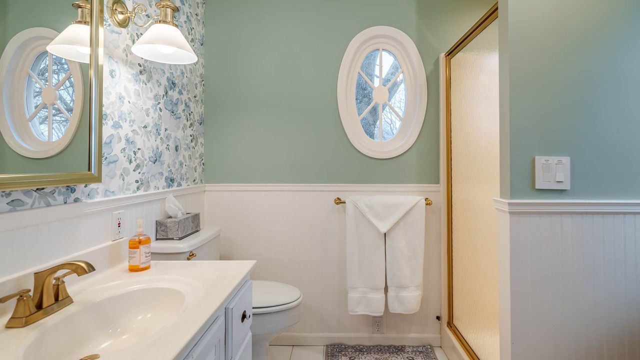 Photo of Bathroom in Treloar