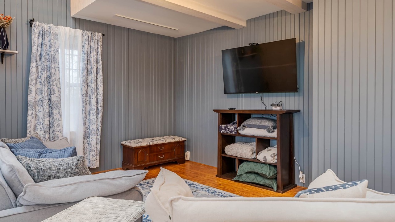 Photo of Bedroom in Treloar