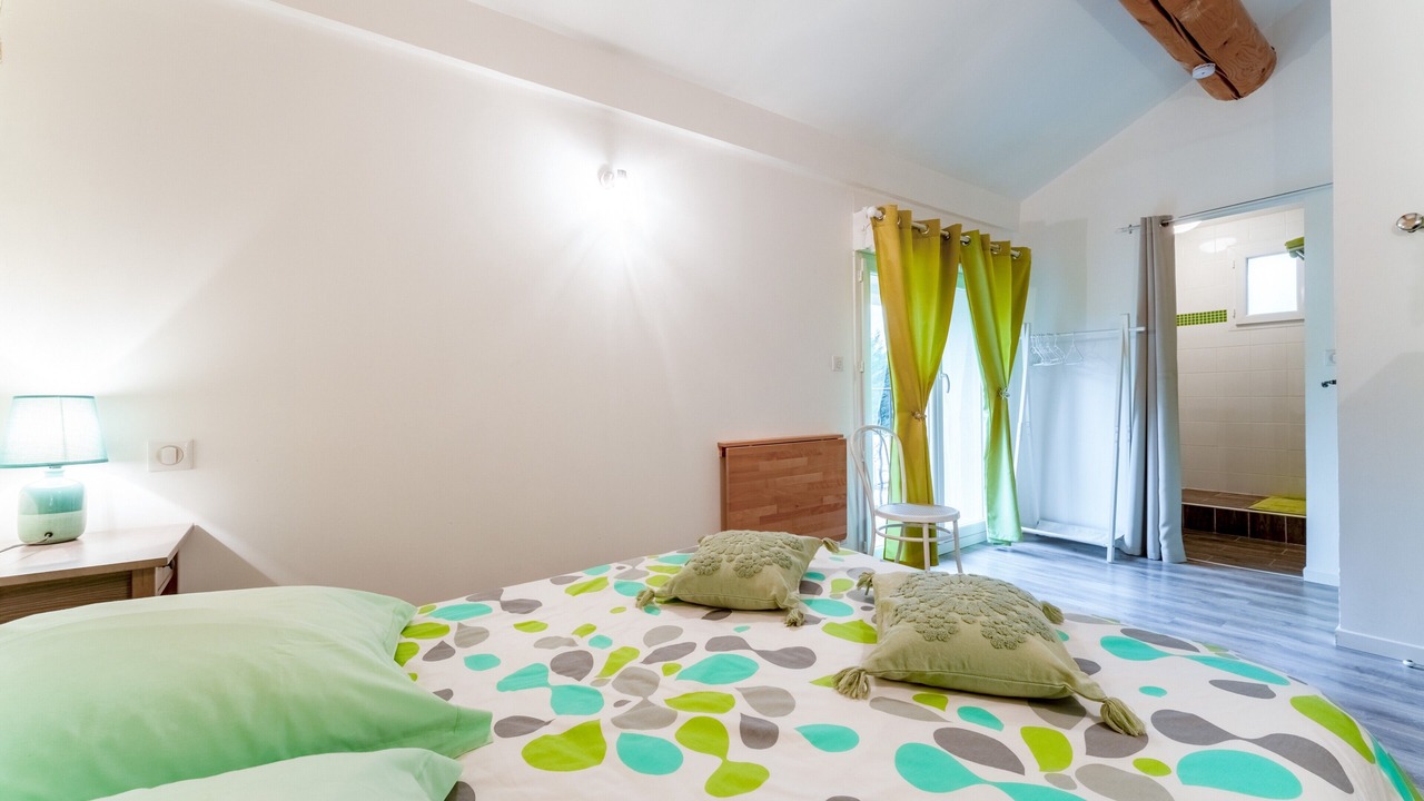 Photo of Bedroom in Piolenc