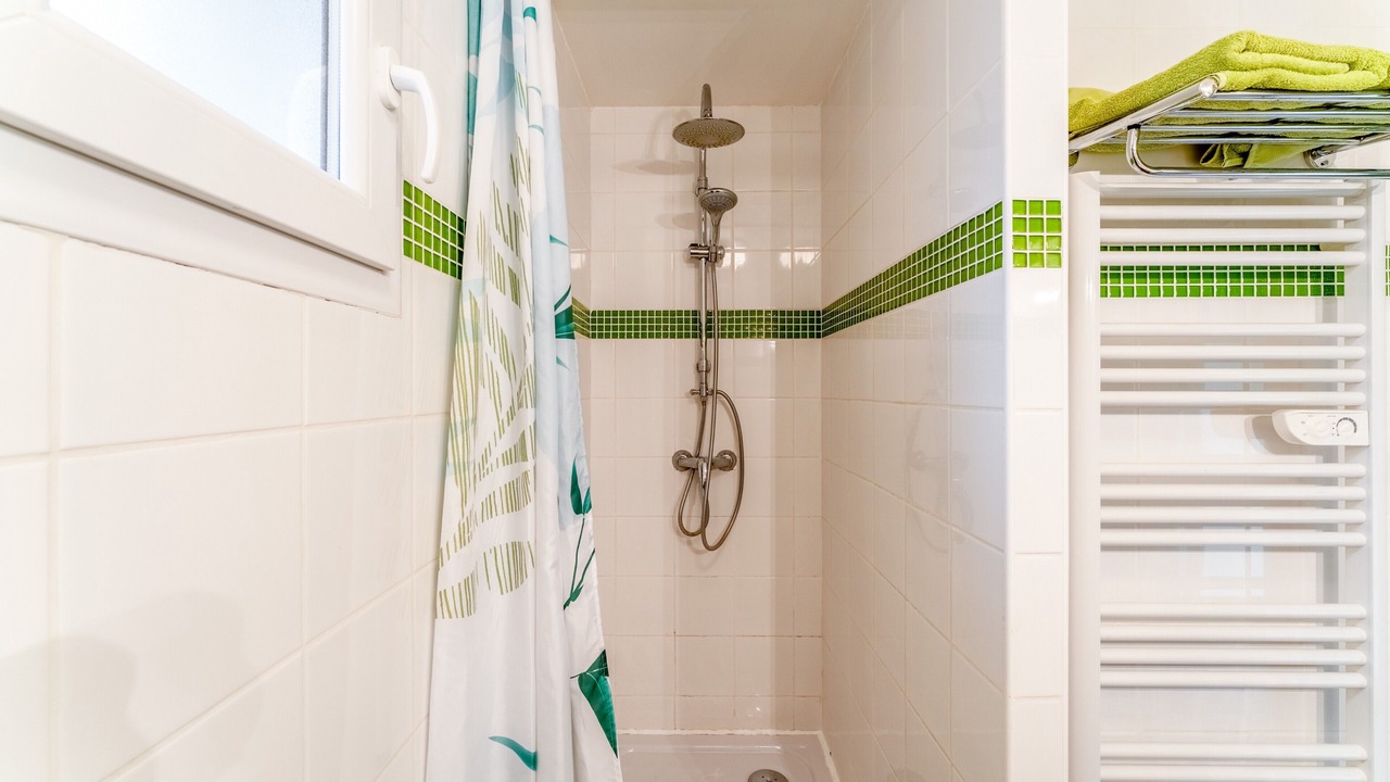Photo of Bathroom in Piolenc
