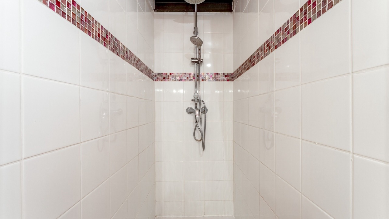 Photo of Bathroom in Piolenc