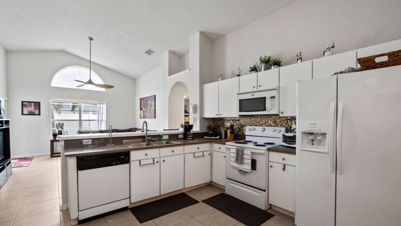 Photo of Kitchen in Eagle Pointe South
