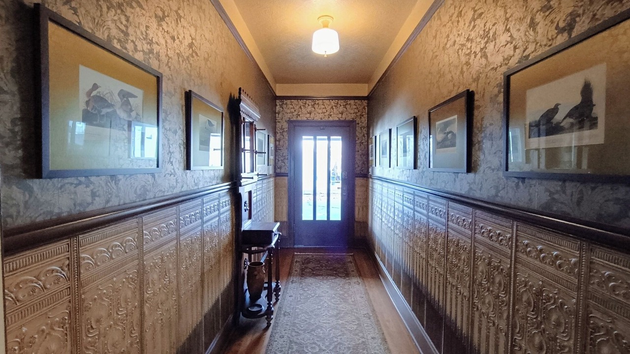 Photo of Others in Altamont