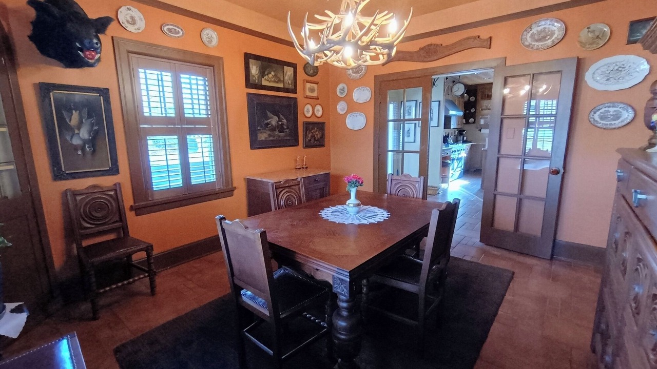 Photo of Others in Altamont