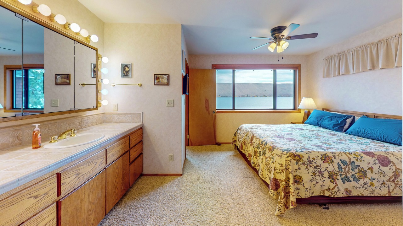 Photo of Others in Joseph