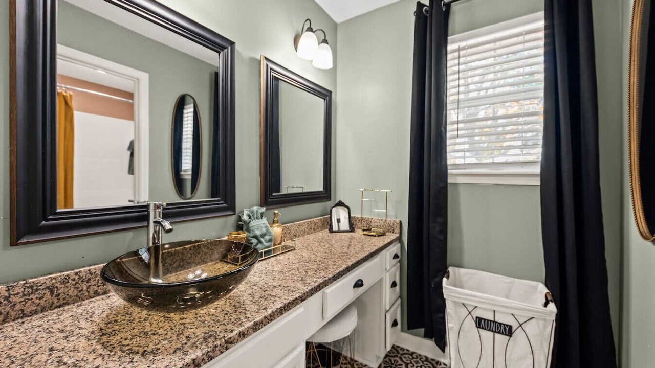 Photo of Bathroom in North Charleston