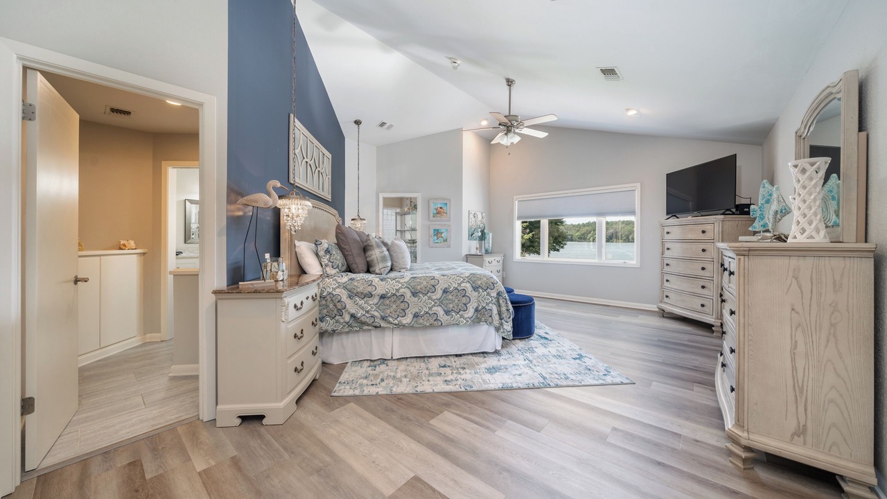 Photo of Bedroom in Hot Springs