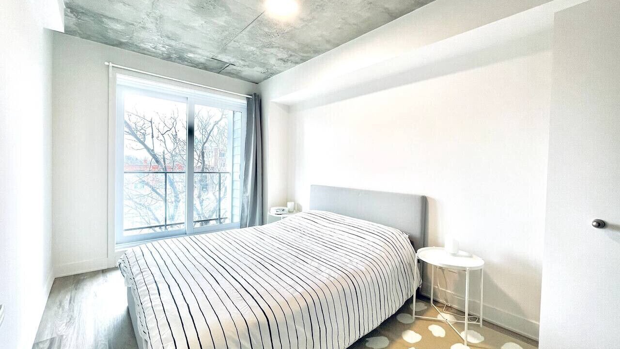 Photo of Bedroom in Cote-Des-Neiges—Notre-Dame-De-Grace