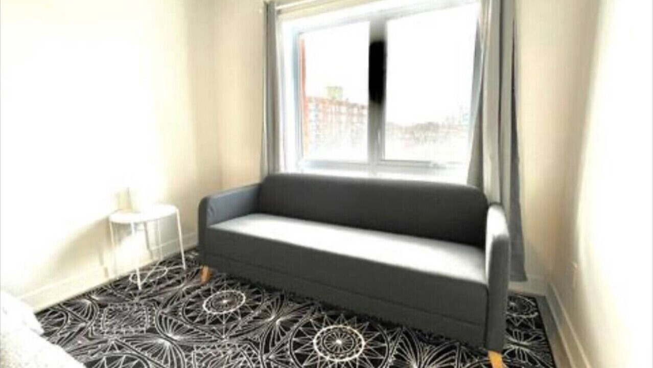 Photo of Livingroom in Cote-Des-Neiges—Notre-Dame-De-Grace