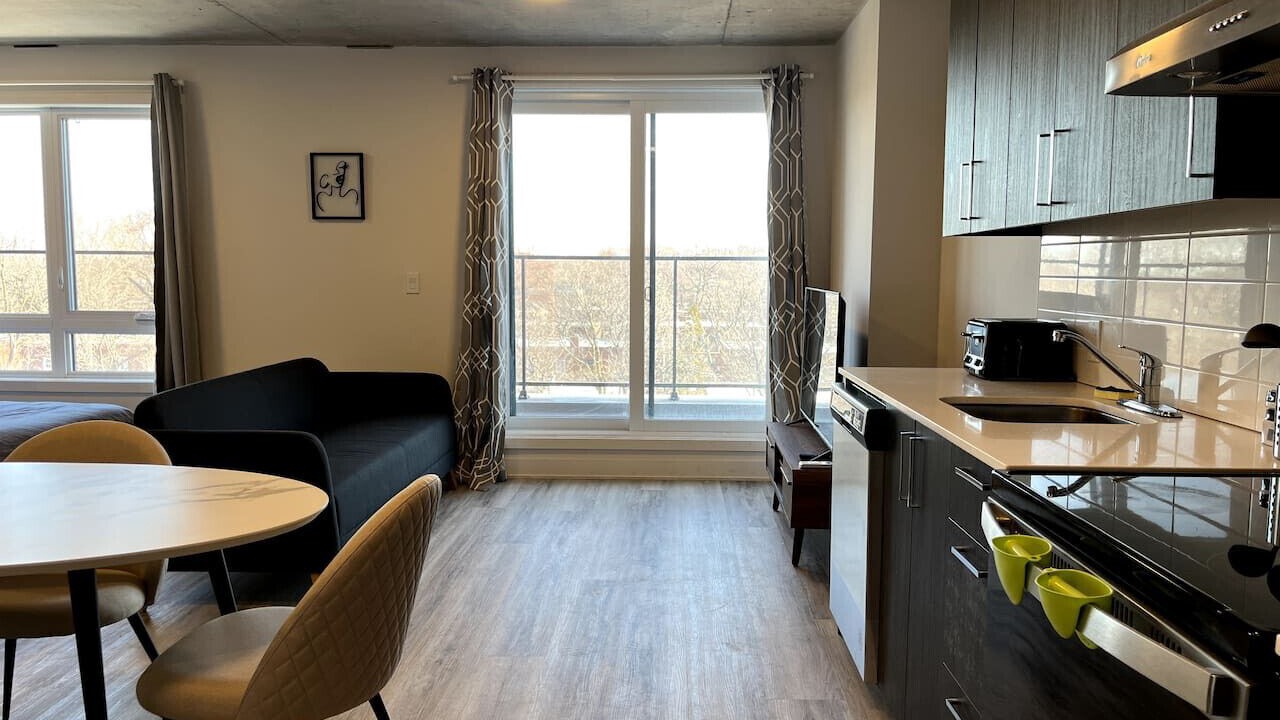 Photo of Kitchen in Cote-Des-Neiges—Notre-Dame-De-Grace