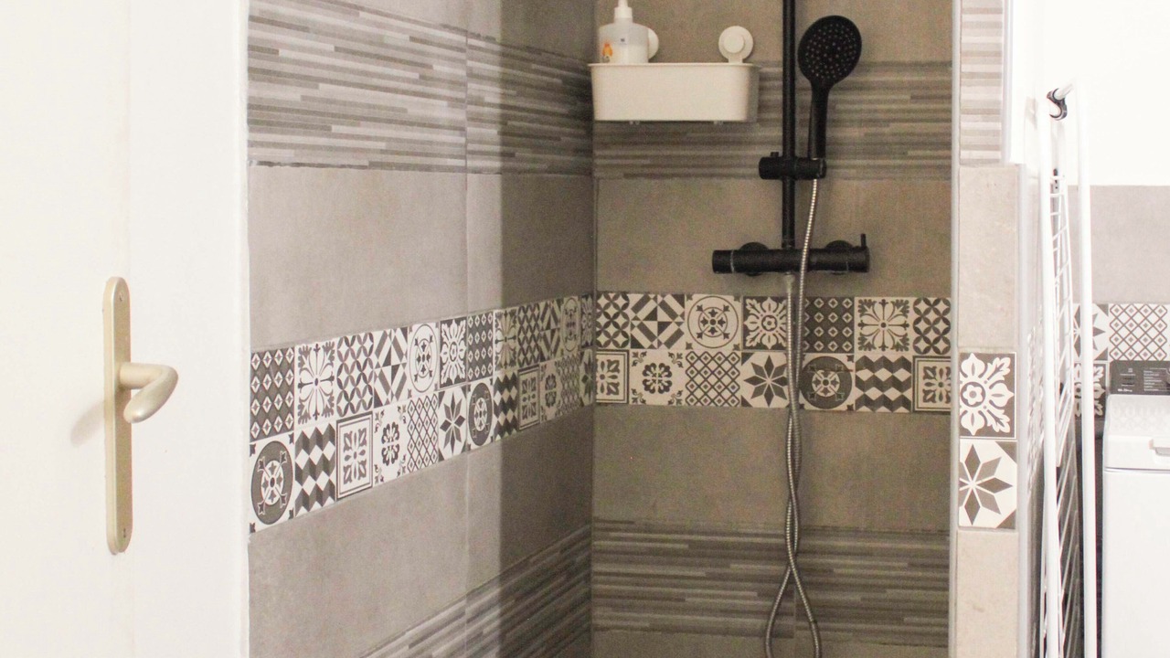 Photo of Bathroom in Pantin