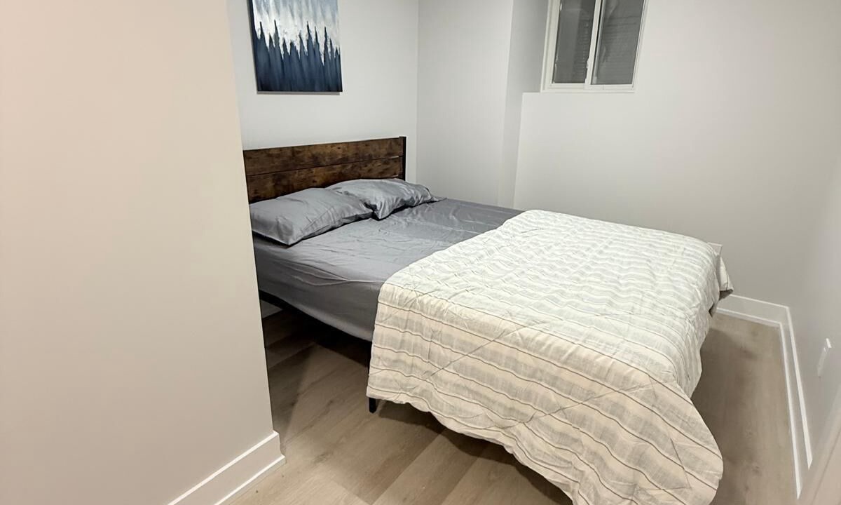 Photo of Bedroom in Halton Regional Municipality