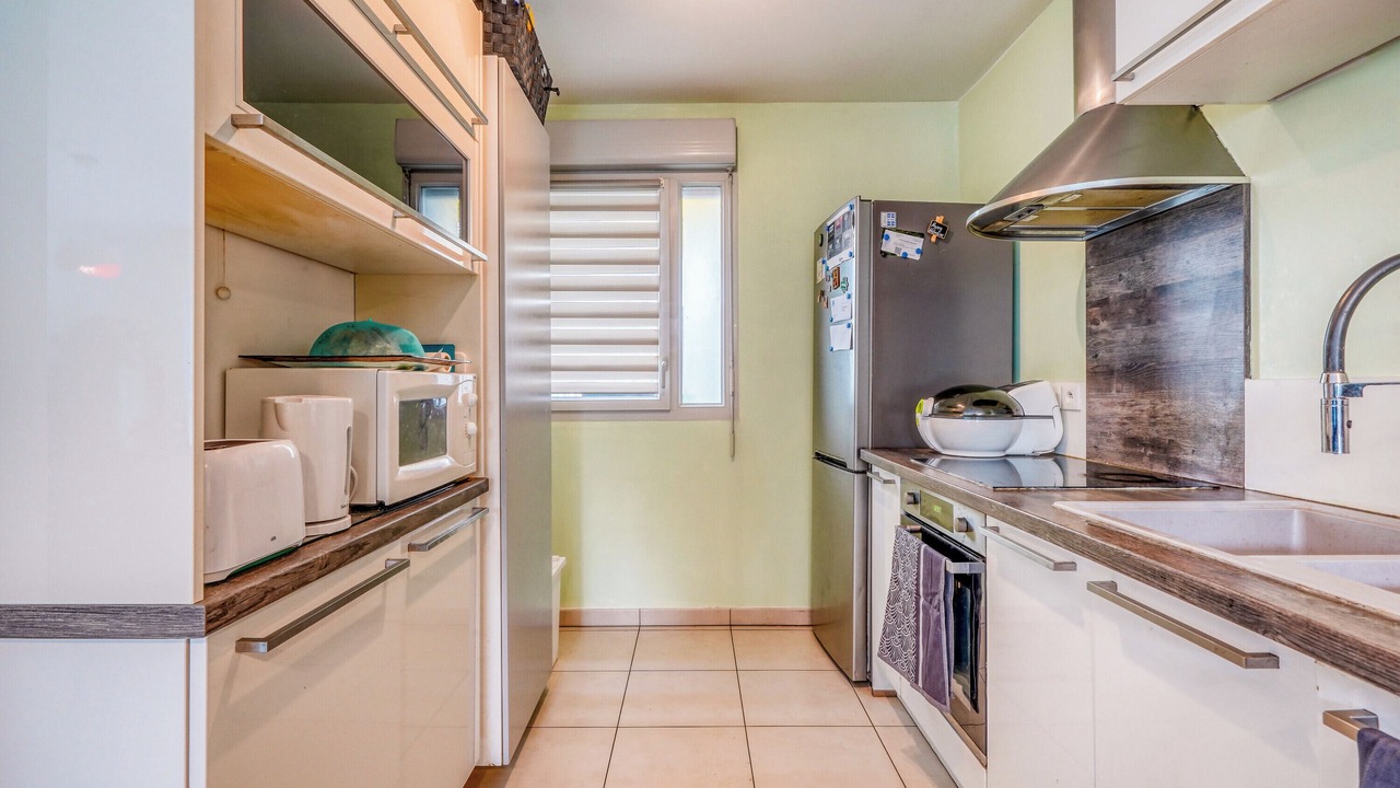 Photo of Kitchen in Ginko