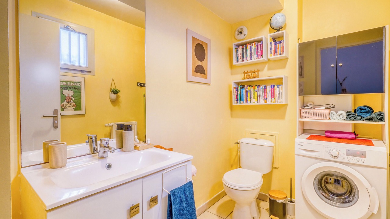 Photo of Bathroom in Ginko