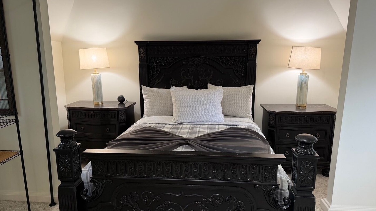 Photo of Bedroom in Grogan's Mill